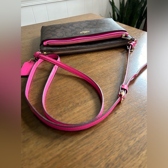 Coach East/West Pop Crossbody Bag - Picture 15 of 15